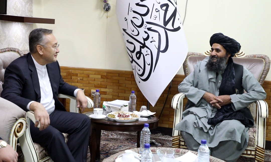 The Deputy Prime Minister for Economic Affairs, Hajji Mullah Abdul Ghani Baradar Akhund, met with the Special Representative of the Kyrgyz President, Talat Beg Mossadaqaf, accompanied by a delegation.