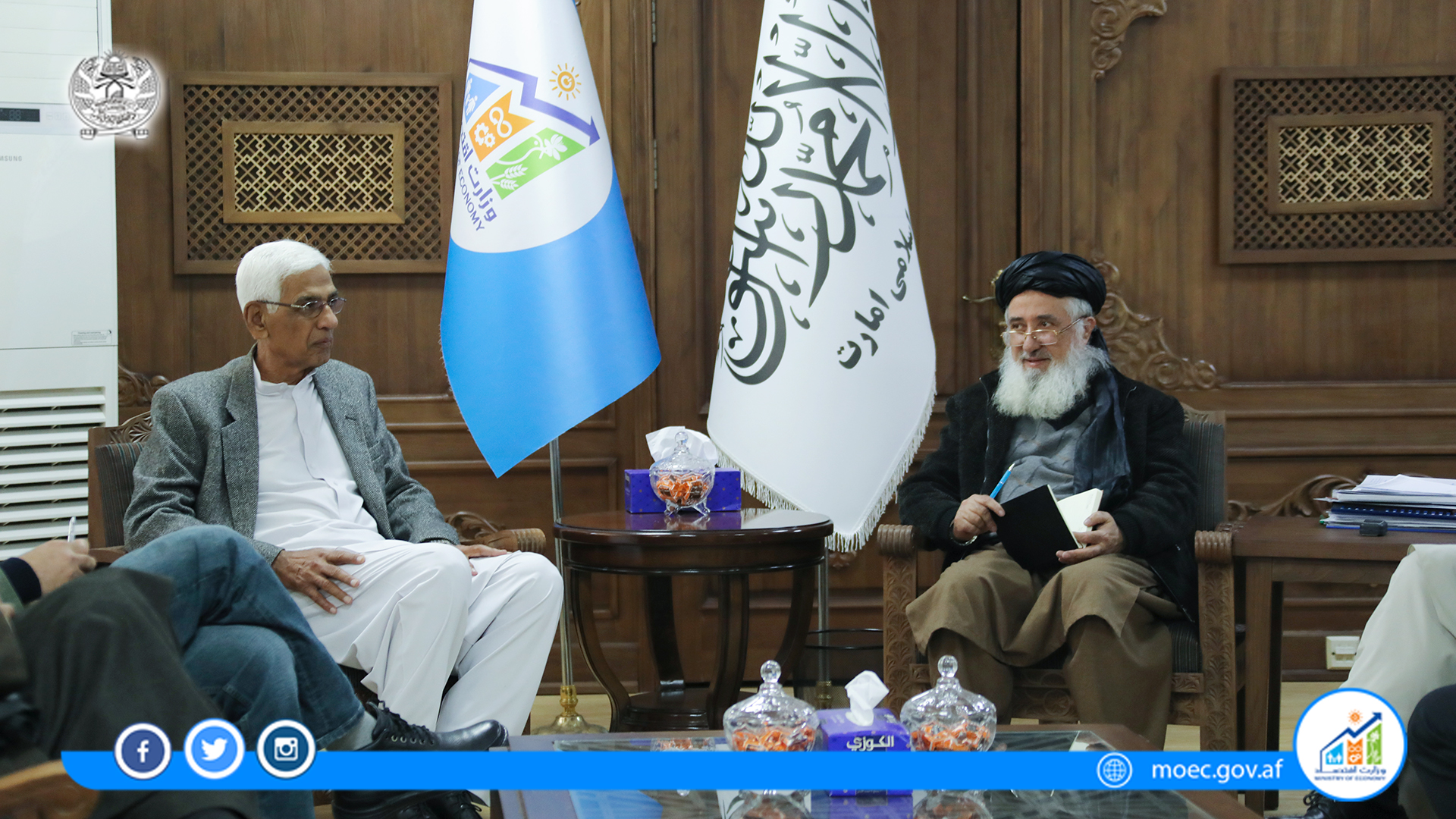 On Wednesday, Alhaj Qari Din Mohammad Hanif the acting minister of economy met with the special representative of Aqa Khan Foundation 